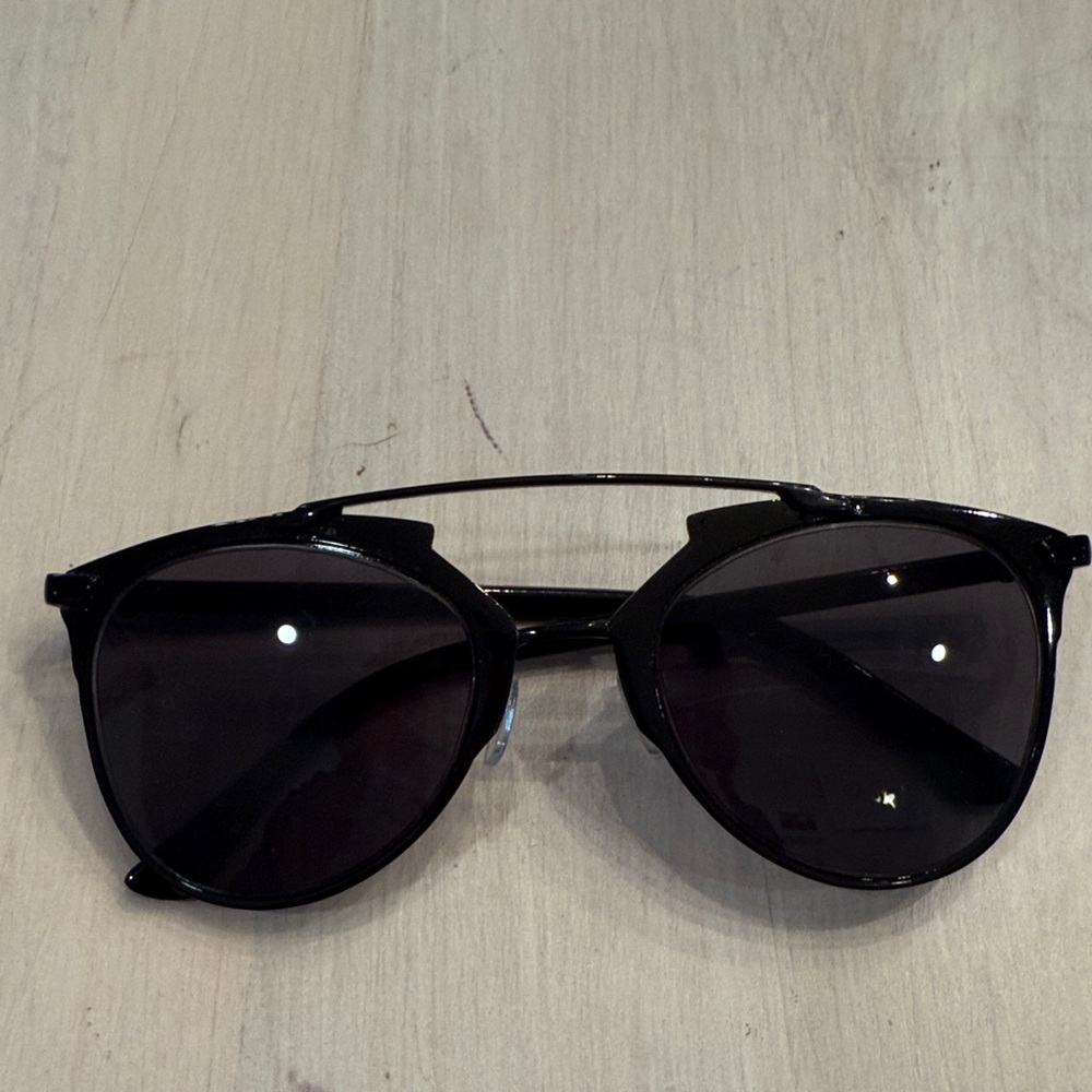 Stylish Black Sunglasses